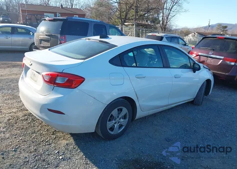 2018 Chevrolet Cruze Ls Manual z USA, uszkodzony, nr VIN 1G1BB5SM6J7209163